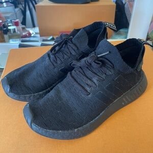 Adidas NMD R2